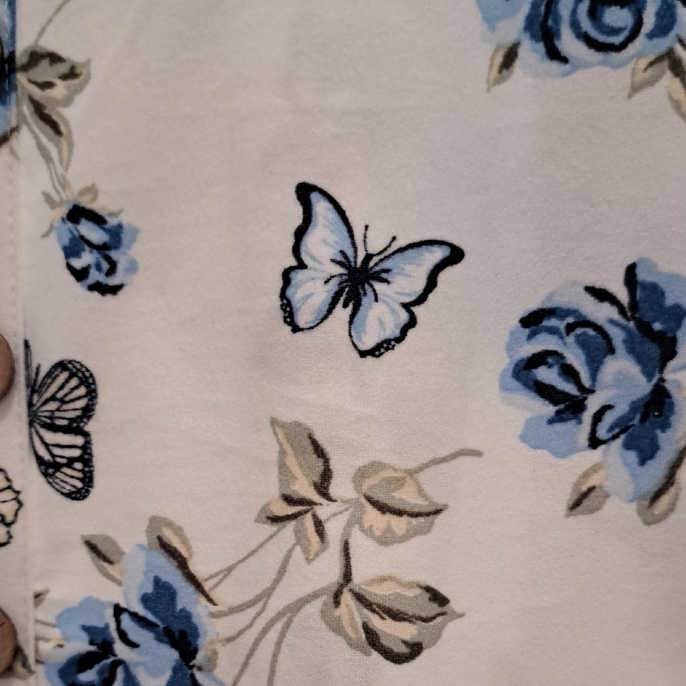 No Boundaries White and Blue Floral Mini Dress - Picture 3 of 3